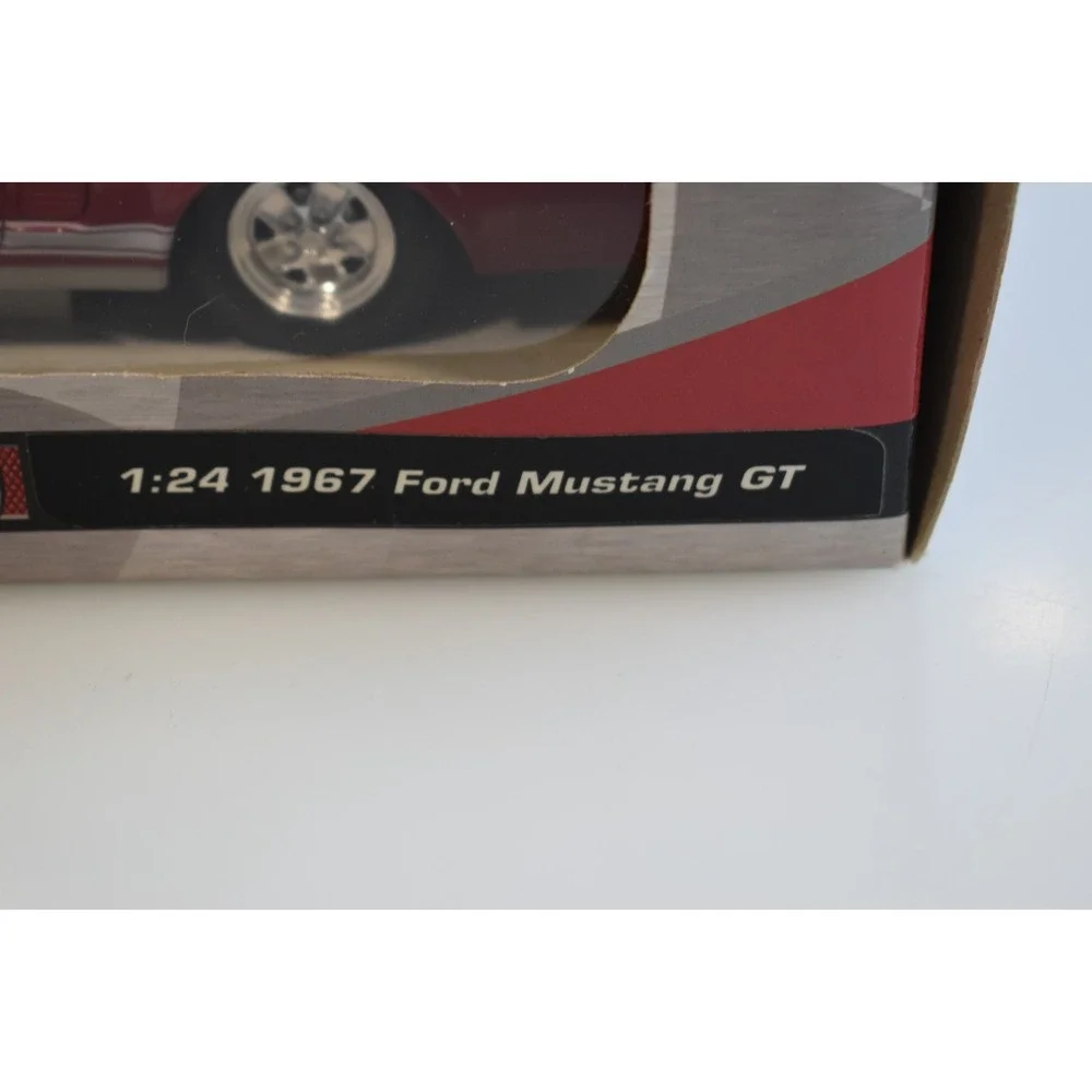 Maisto 1:24 Scale 1967 Ford Mustang GT Diecast Premiere DC NIB